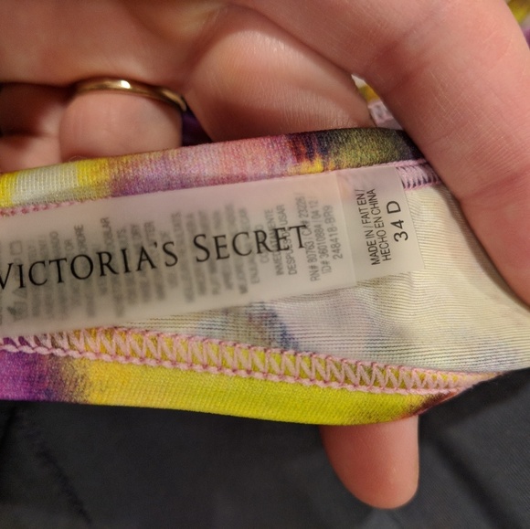 Victorias Secret swimsuit - Picture 4 of 4